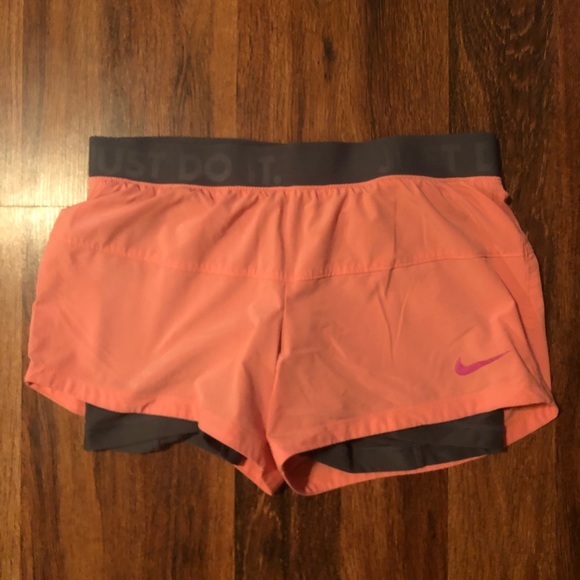 Nike shorts - Picture 1 of 1